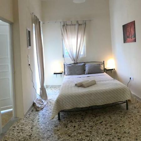 Sunshine'S House Near The Beach, 10 Min From The Airport Artemida  Luaran gambar