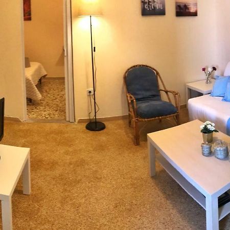 Sunshine'S House Near The Beach, 10 Min From The Airport Artemida  Luaran gambar